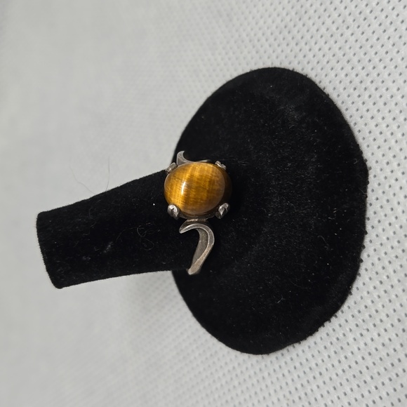 Tigereye Vintage Sterling Silver Ring Sz 7.5 - Picture 1 of 4